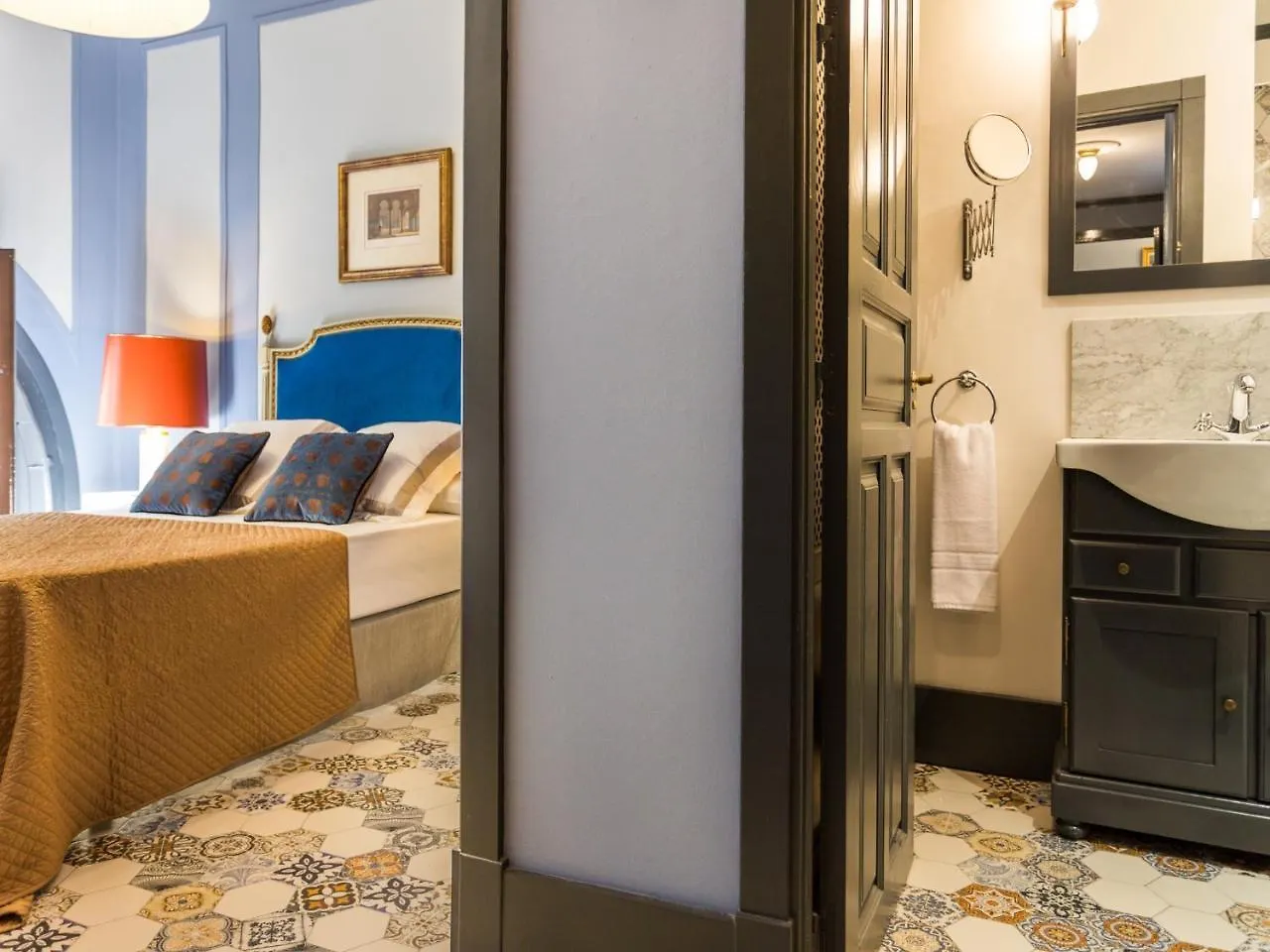 Puerta De La Victoria Apartment Seville Spain
